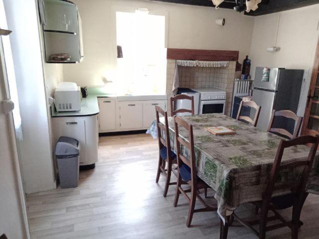 Maison Au Bord De La Riviere Dronne En Perigord Vert Saint-Front-la-Riviere Экстерьер фото